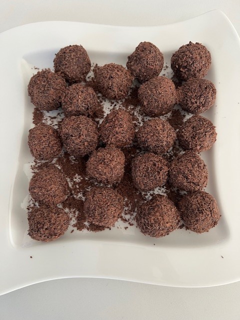 Chocolate Cake Truffles